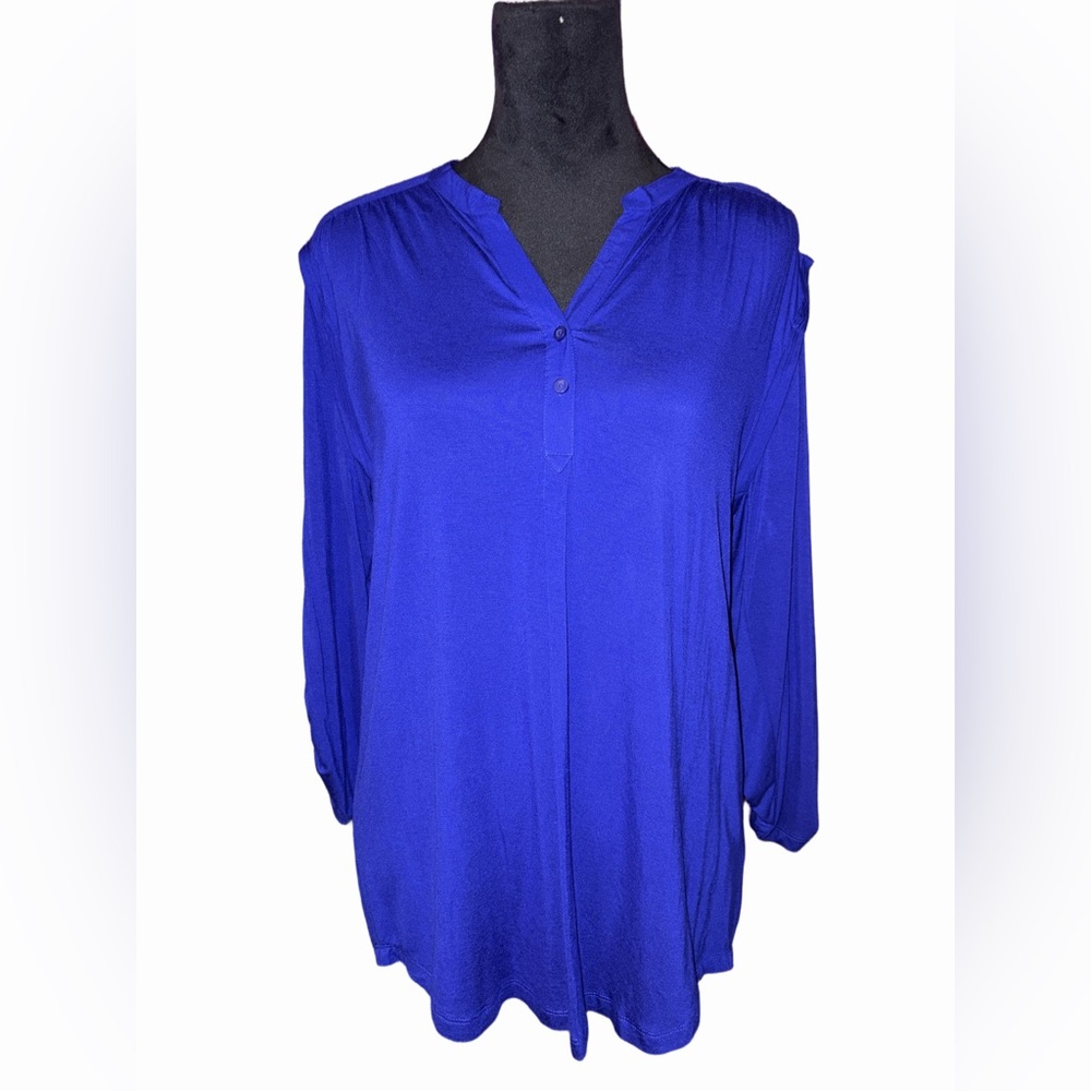 Cable & Gauge Royal Blue V Neck Blouse Tab Sleeve Stretch Top